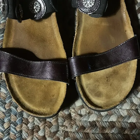 Naot Sandals good condition