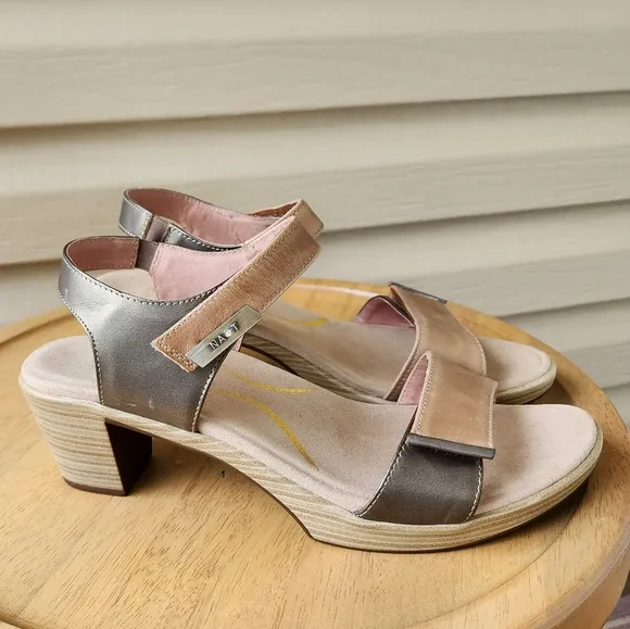 Naot women's Intact sandals