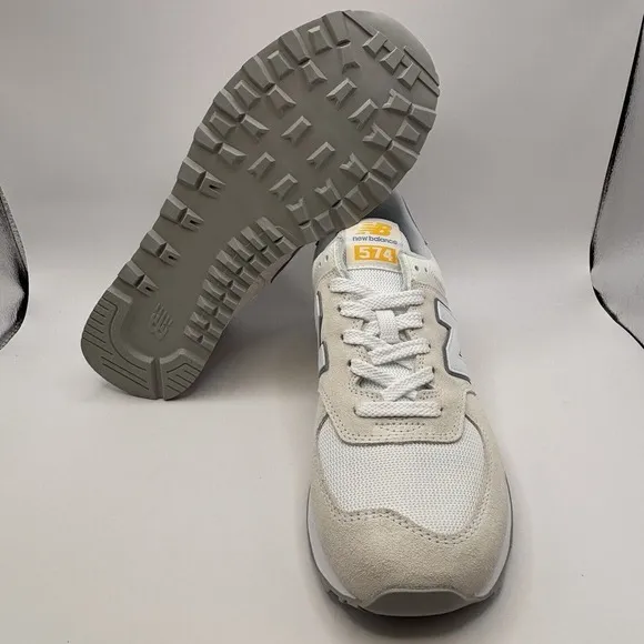 New Balance 574 White Grey Casual Lifestyle Shoes WL574CM3 Women's Size 11 B New