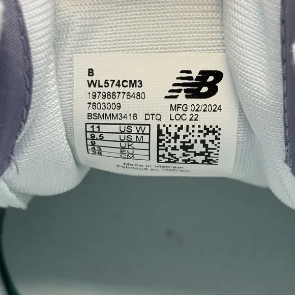 New Balance 574 White Grey Casual Lifestyle Shoes WL574CM3 Women's Size 11 B New