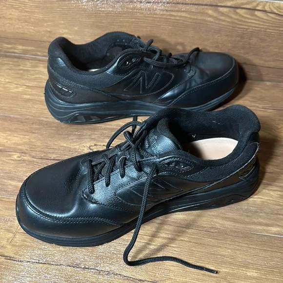 New Balance 928v3 Walking Shoes Black Leather size 11.5