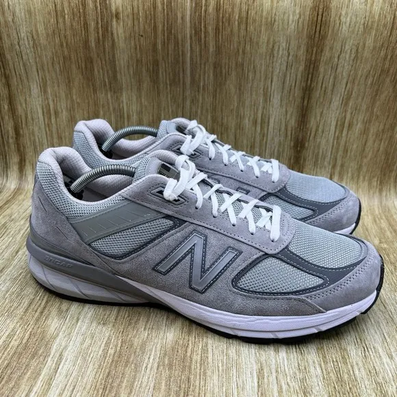 New Balance 990v5 Men's Size 13 D Grey Athletic Lace Up Shoes Sneakers M990GL5