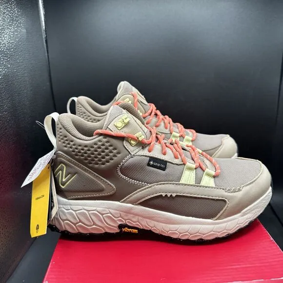 New Balance Fresh Foam X Hierro Mid GTX Womens Size 7 2E Wide Hiking Boots Brown