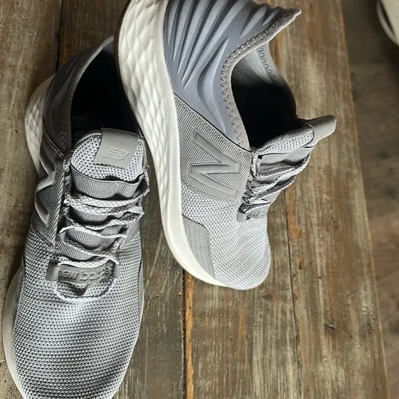 New Balance Gray Athletic Shoes with Cushioned Midsole