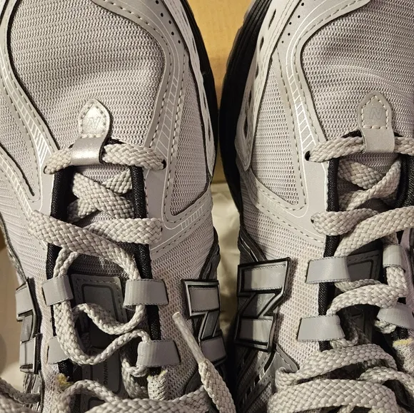 New Balance Men 1906R Size 11