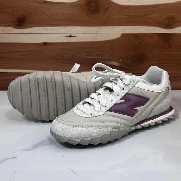 New Balance RC30 Heritage Sneakers Sea Salt/Washed Burgundy- URC30UA size US 5.5