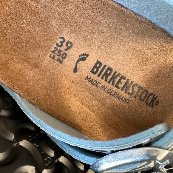 NEW! BIRKENSTOCK GREEN METALLIC SANDALS