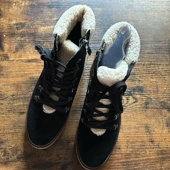 NEW Blondo Devin WaterproofBootie Hiking Boots Women's Size 8
