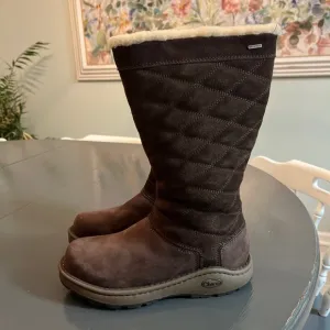 New Chaco winter snow boots