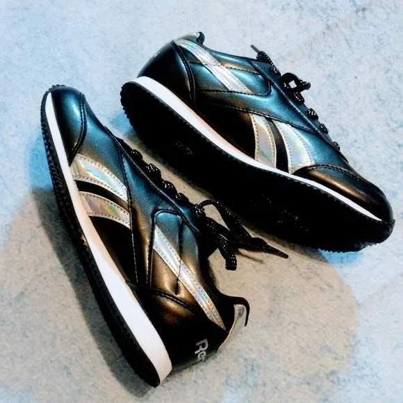 New Reebok Royal Glide Black &amp; Silver Leather Sneakers US 2
