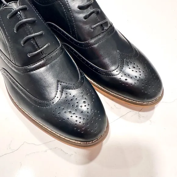 NEW Stacy Adams Black Wingback Shoes Men's Size 6.5 Dress Shoes Biscut Lace Up