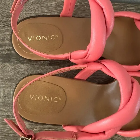 NEW Vionic Angelica Puffy Strap Heel Sandal in Shell Pink, Size 9.5