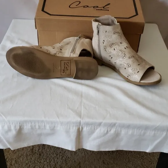 New with box suede sandals