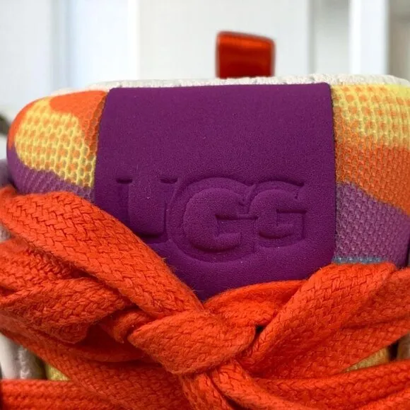 NIB UGG Highland Hi Cali Collage Shoes In White