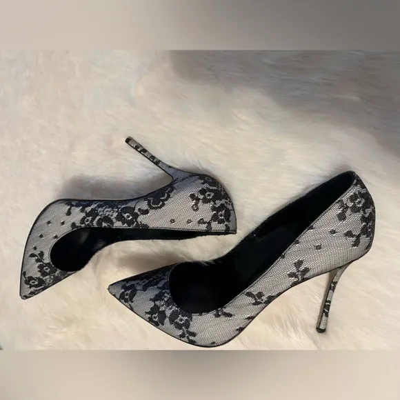 Nicholas Kirkwood Floral Lace Pumps, Size 40, NEW, Retail $675,