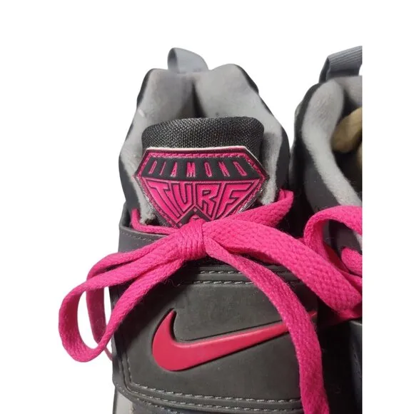 Nike Air Diamond Turf 2 Pink Grey Shoes 407911 006 Size 6.5Y / Size 5.5 …