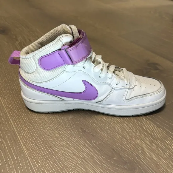 Nike Air Force Kids Sneakers size 4.5