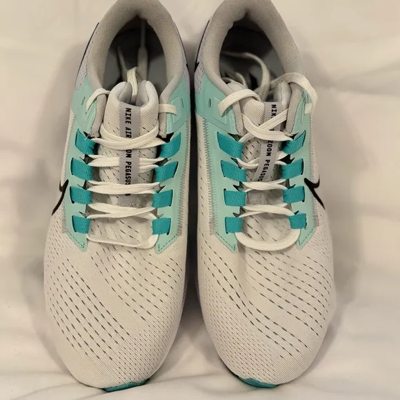 Nike Air Zoom Pegasus 38 Women's White and Teal Running Shoes