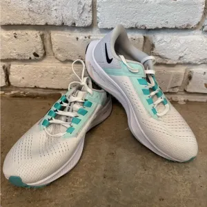 Nike Air Zoom Pegasus 38 Women's White and Teal Running Shoes