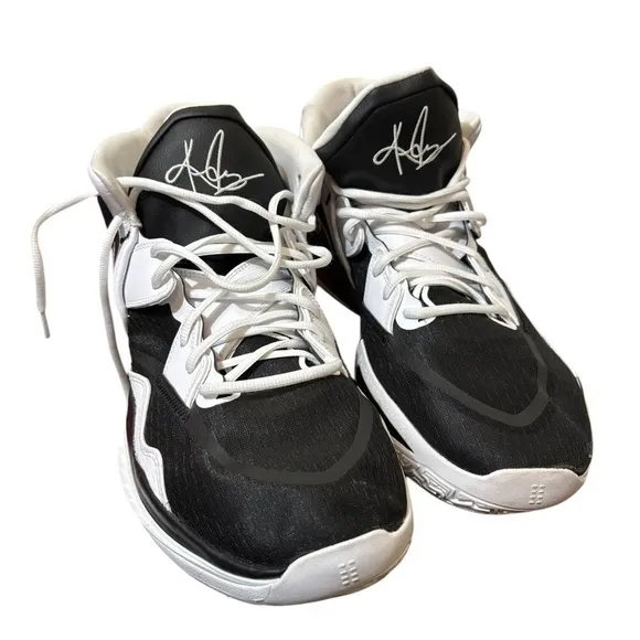Nike basketball shoes sneakers 18 Kyrie Infinity