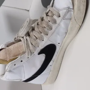 Nike Blazer Mid '77 Vintage White/Black size US Mens 9