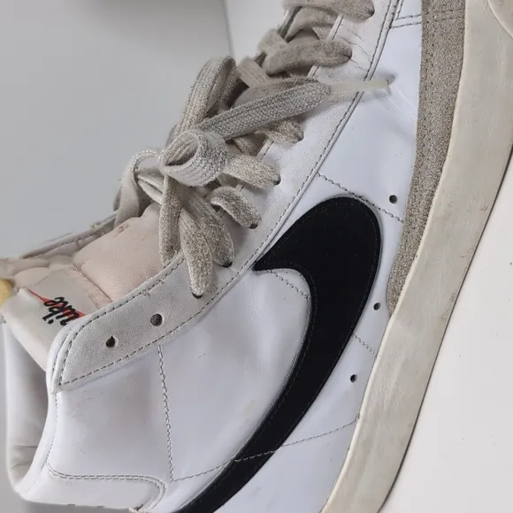 Nike Blazer Mid '77 Vintage White/Black size US Mens 9