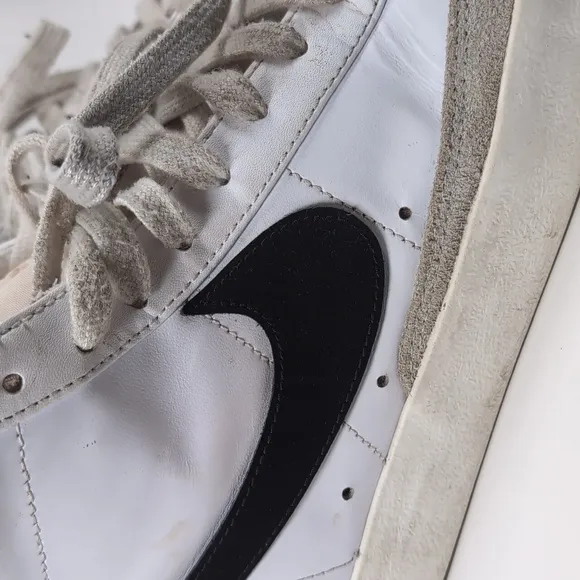 Nike Blazer Mid '77 Vintage White/Black size US Mens 9