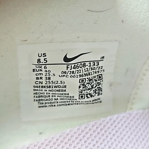 Nike Cortez SE Woman's 8.5 Sail Iced Lilac classic running shoes