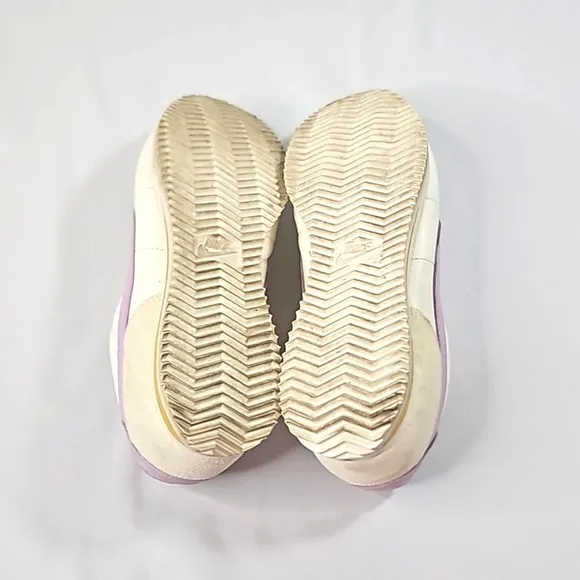 Nike Cortez SE Woman's 8.5 Sail Iced Lilac classic running shoes