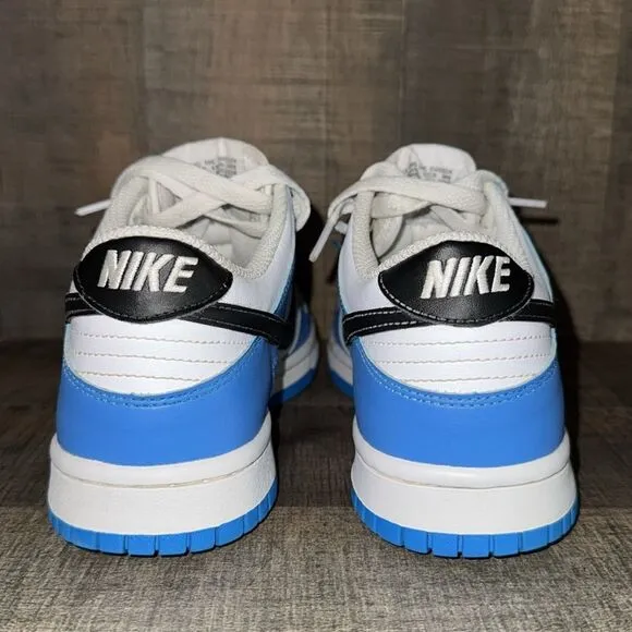 NIKE DUNK low- UNC- University Sneakers- size 6.5 men