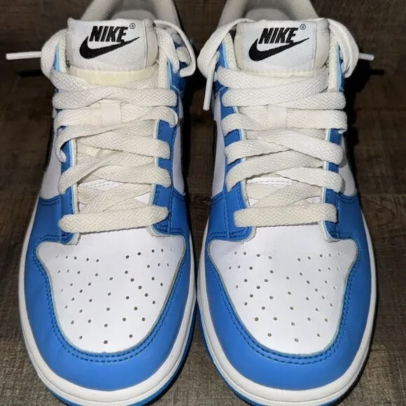 NIKE DUNK low- UNC- University Sneakers- size 6.5 men