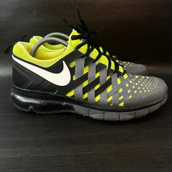 Nike Fingertrap Max Men’s size 8 Black Volt Cushion Running Walking Shoes 644673