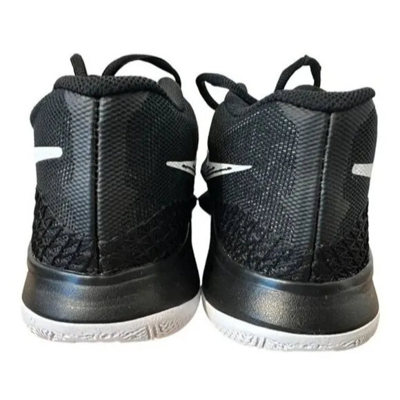 Nike Kyrie Flytrap 6 EP 'Black White' DM1126-001 Men's Size 10 NWOT