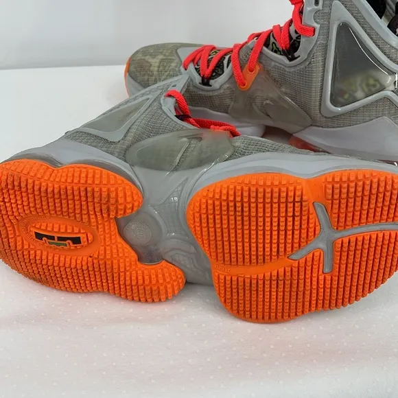 NIKE LEBRON 19 FAST FOOD SIZE 5 YOUTH Kids Gray and Orange Athletic Shoes