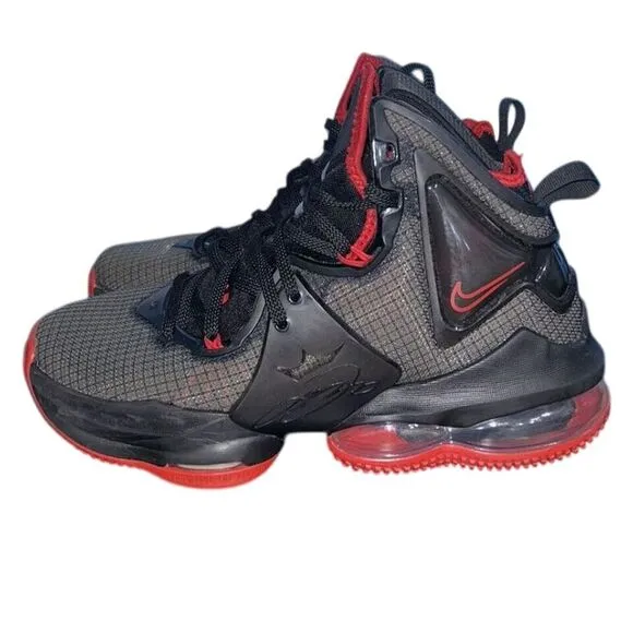 Nike Lebron 19 GS Bred Size 5y Black Red DD0418-011‎