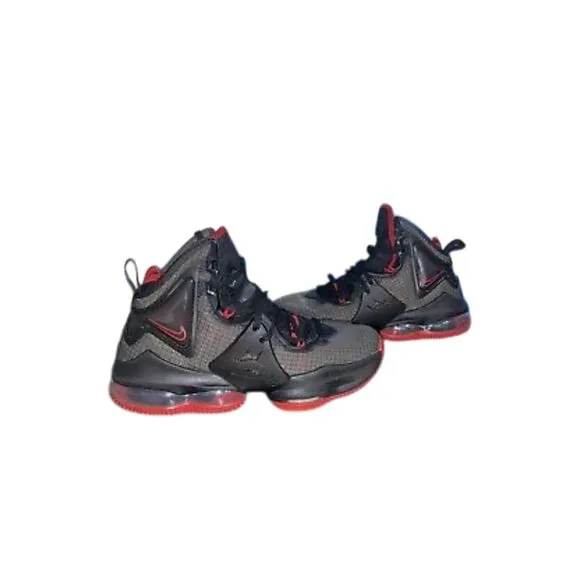 Nike Lebron 19 GS Bred Size 5y Black Red DD0418-011‎