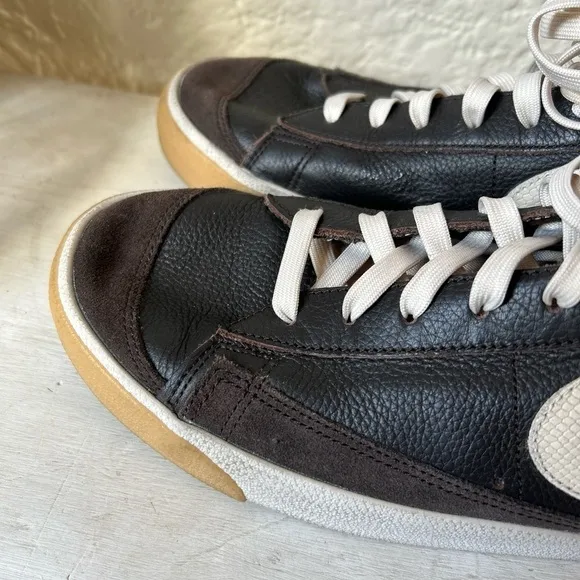 Nike Men’s‎ brown Hi top lace up sneakers shoes size 13