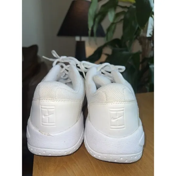 Nike Mens Court Lite 2 AR8836-100 White Running Shoes Sneakers Size 9.5