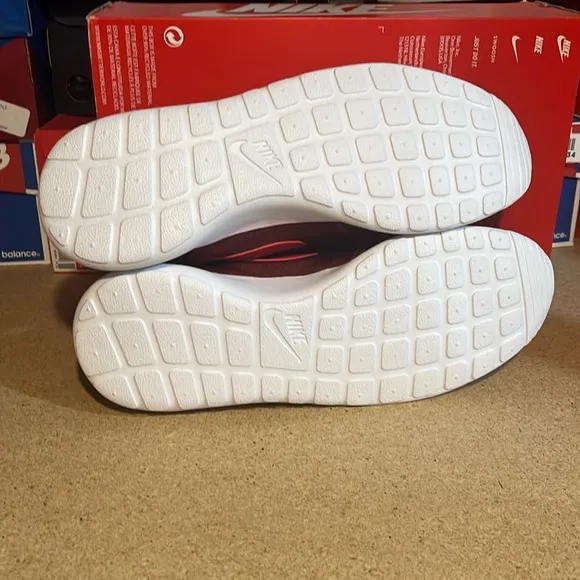 Nike Rosherun Roshe One Premium shoes sneakers new Red October 525234 660 Mens