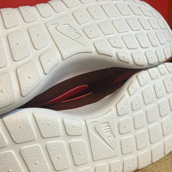 Nike Rosherun Roshe One Premium shoes sneakers new Red October 525234 660 Mens