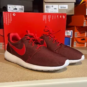 Nike Rosherun Roshe One Premium shoes sneakers new Red October 525234 660 Mens