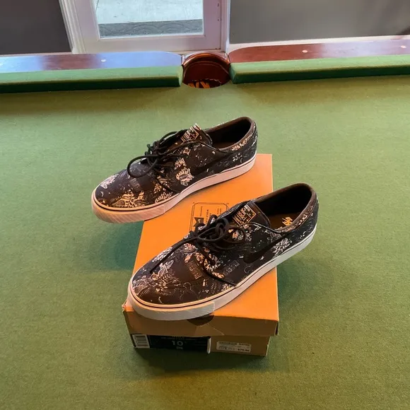 Nike SB Stefan Janoski Black Floral Skate Shoes brand new with Box 10.5