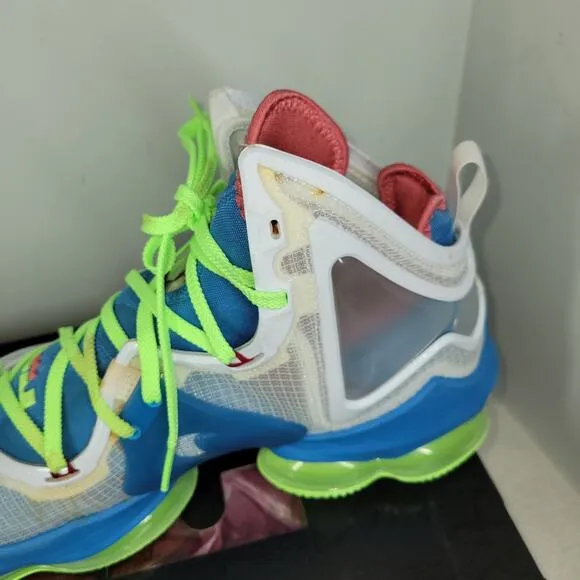 Nike Shoes Mens Sz 12 LeBron XIX 19 GS Dutch Blue Lime Glow Sneakers DC9339-400