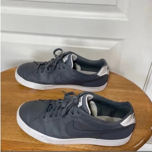 Nike Sneakers Court Tour Skateboard Basketball Gray White Athletic Casual 10.5