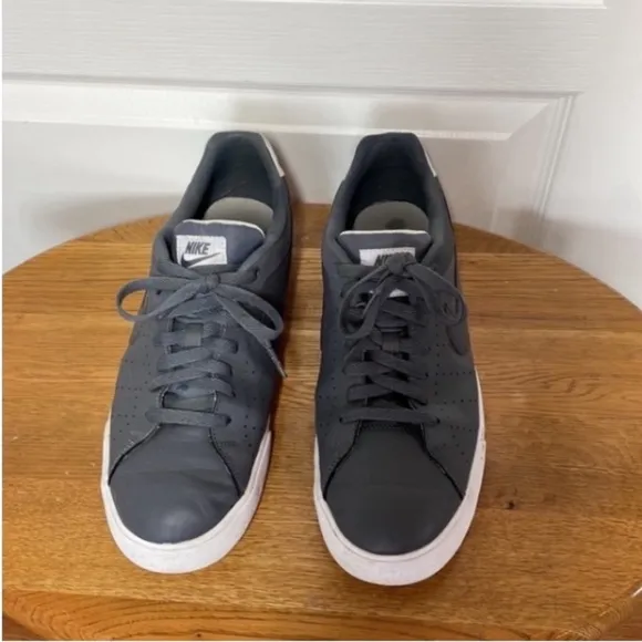 Nike Sneakers Court Tour Skateboard Basketball Gray White Athletic Casual 10.5