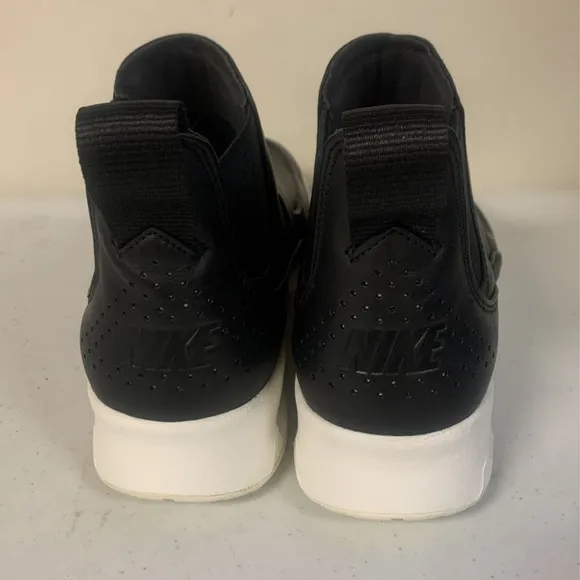 Nike Women's SIZE 6 Air Max Thea Mid Casual Sneakers, Black