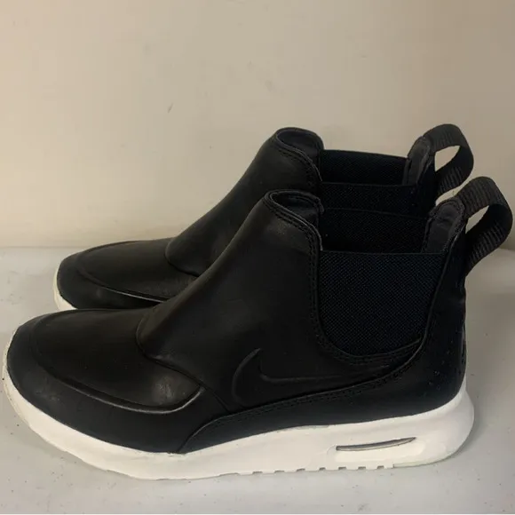 Nike Women's SIZE 6 Air Max Thea Mid Casual Sneakers, Black