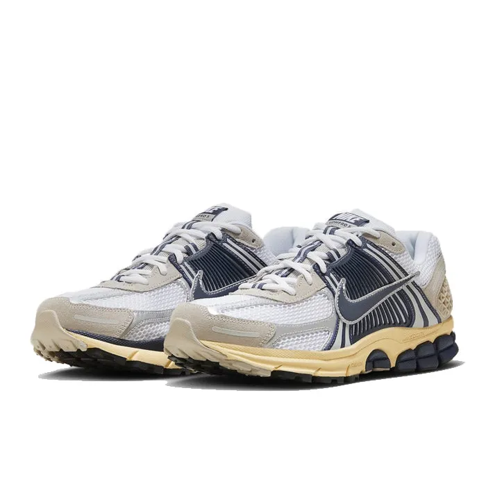 NIKE ZOOM VOMERO 5