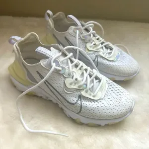 Nike WOMEN'S REACT VISION RUNNING SHOES CW0730 100 - Size 8