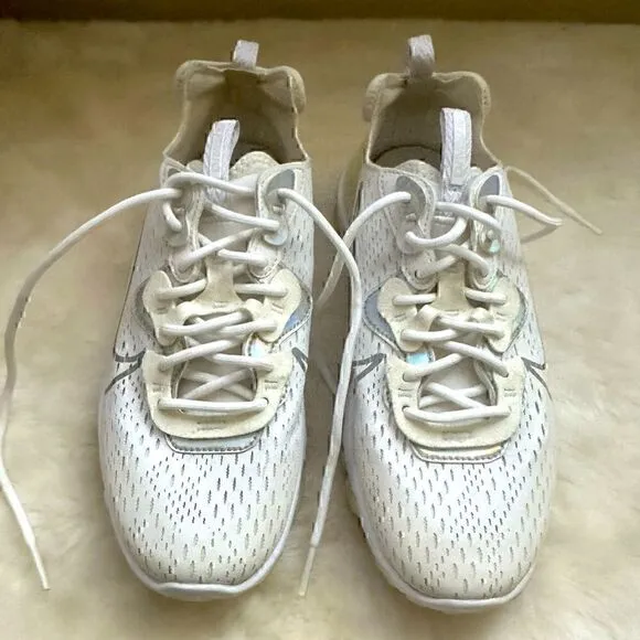 Nike WOMEN'S REACT VISION RUNNING SHOES CW0730 100 - Size 8